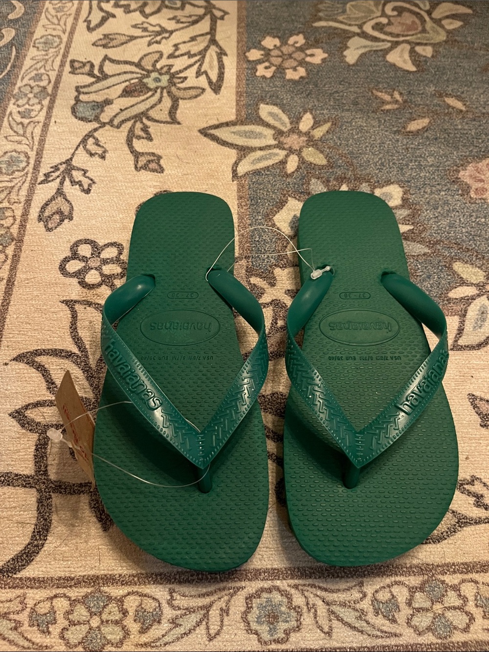 Havaianas Classic Flip Flops in Forest Green